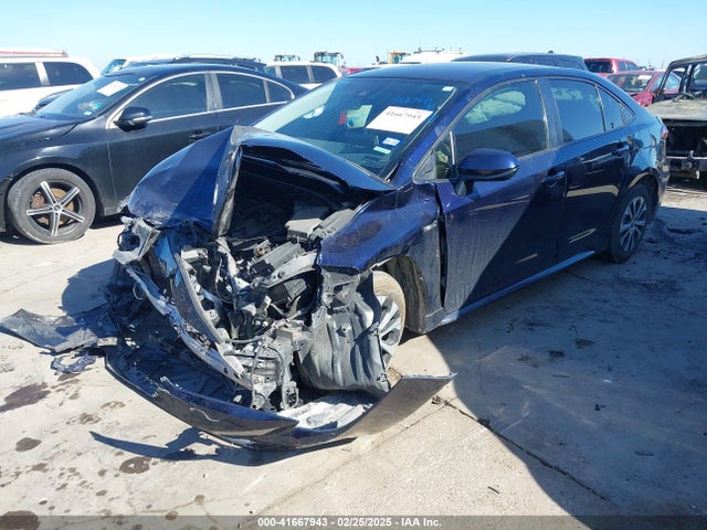 Toyota Corolla Hybrid Le 2021 JTDEAMDE2MJ030147 Image 2