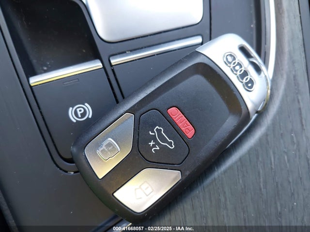 2019 AUDI A4 WAUGMAF49KA033091 Photo 10