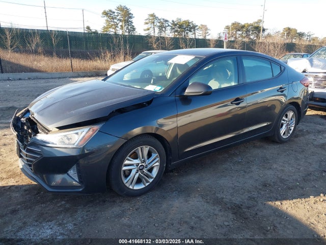 5NPD84LF5LH555082 Hyundai ELANTRA SEL