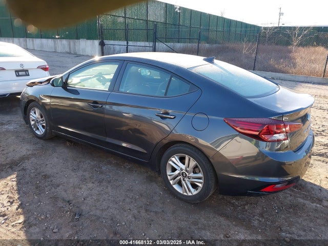5NPD84LF5LH555082 Hyundai ELANTRA SEL