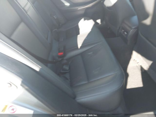 JTHBA1D23G5011934 Lexus IS 200T