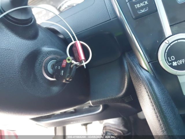 4T1BF1FK5EU767165 Toyota CAMRY SE
