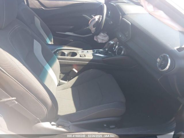 2018 CHEVROLET CAMARO 1G1FB1RSXJ0140744 Photo 4