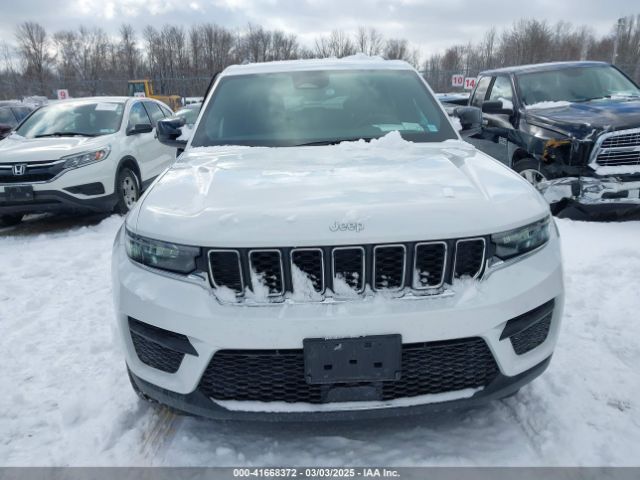 1C4RJHAG3RC141834 Jeep Grand Cherokee Laredo 4x4
