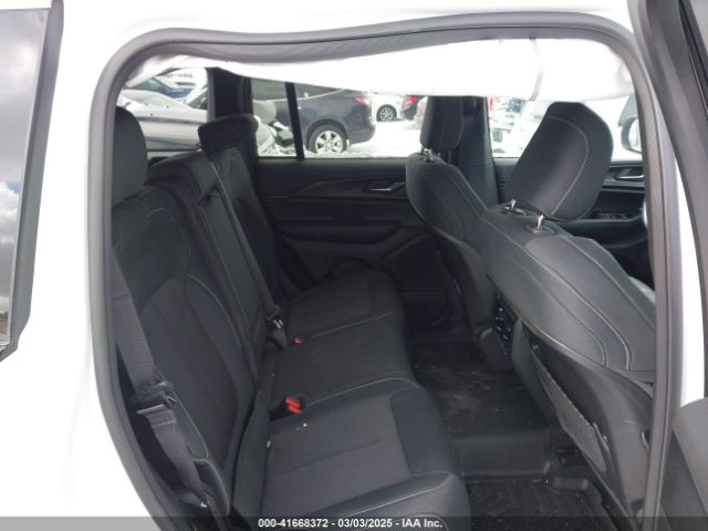 1C4RJHAG3RC141834 Jeep Grand Cherokee Laredo 4x4