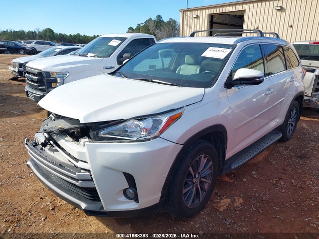 5TDJZRFH7KS588393 Toyota Highlander Xle