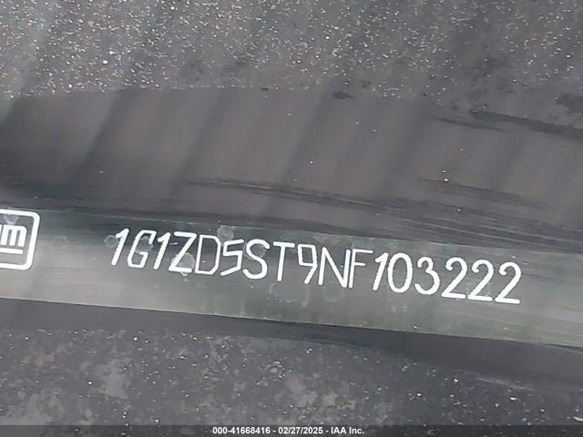 1G1ZD5ST9NF103222 Chevrolet Malibu Fwd Lt