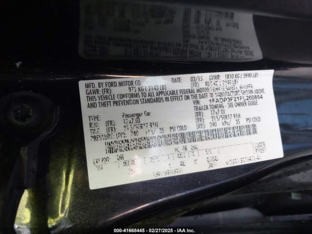 1FADP3F21FL260864 Ford FOCUS SE