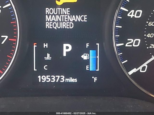 JA4AZ3A30HZ031142 Mitsubishi Outlander Se
