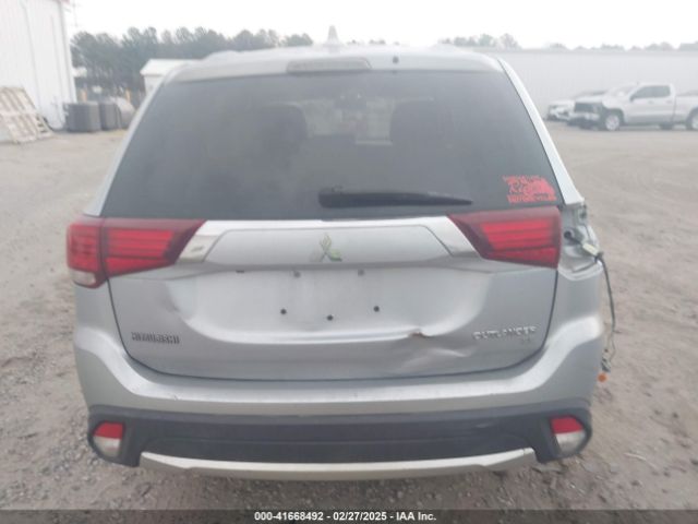 JA4AZ3A30HZ031142 Mitsubishi Outlander Se