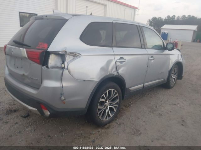 JA4AZ3A30HZ031142 Mitsubishi Outlander Se
