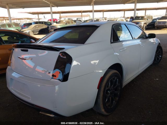 2017 CHRYSLER 300 2C3CCAGG0HH647863 Photo 3