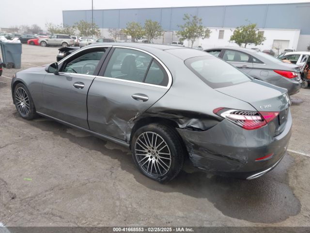 W1KAF4GB0PR077562 Mercedes-Benz C 300 Sedan