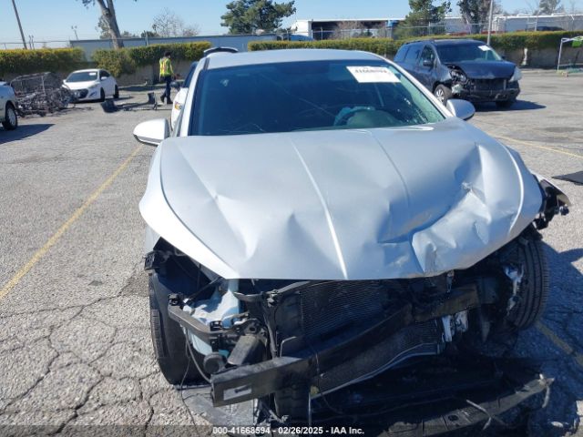 5NPD74LF2KH452154 Hyundai ELANTRA SE