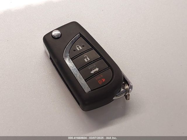 JTDEPMAE6N3012999 Toyota COROLLA LE