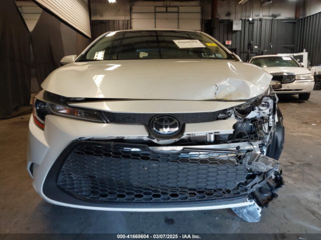 JTDEPMAE6N3012999 Toyota COROLLA LE