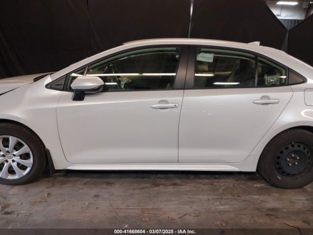 JTDEPMAE6N3012999 Toyota COROLLA LE