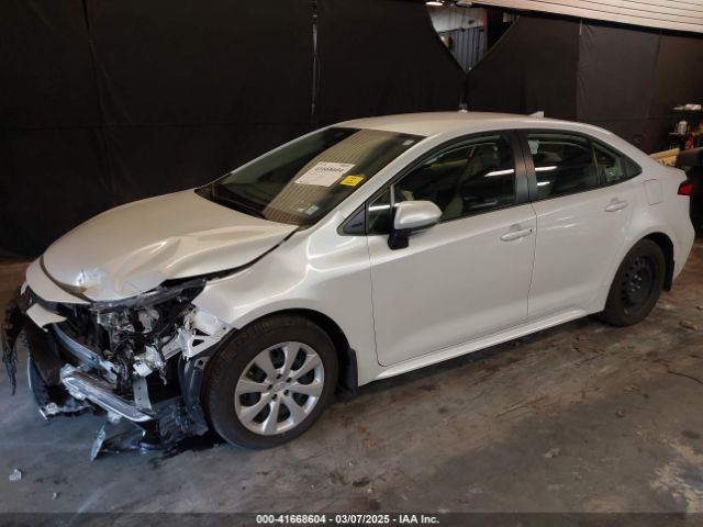 JTDEPMAE6N3012999 Toyota COROLLA LE