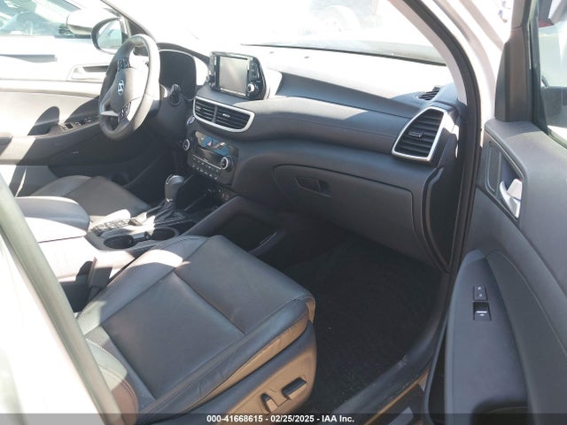 KM8J33AL9LU276451 Hyundai Tucson Limited