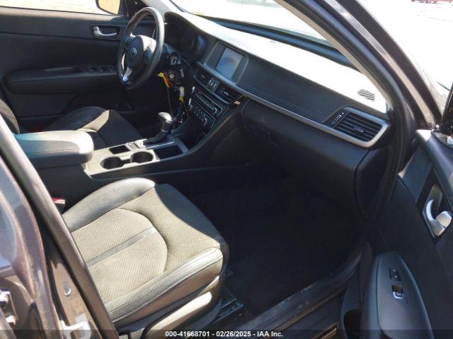 5XXGT4L35JG241250 KIA Optima S