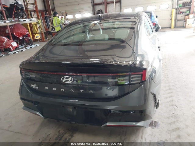 KMHL64JA5RA410600 Hyundai SONATA SEL