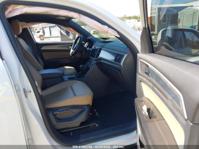 1V25E2CAXLC225597 Volkswagen Atlas Cross Sport 3.6l V6 Se W/technology/3.6l V6 Se W/technology R-line