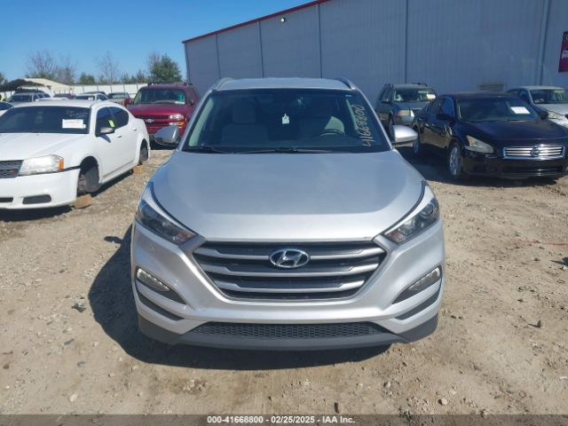 KM8J33A46JU709410 Hyundai TUCSON SEL