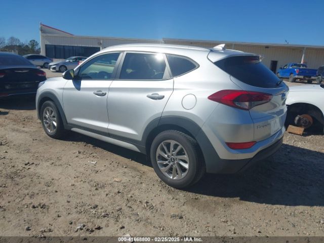 KM8J33A46JU709410 Hyundai TUCSON SEL