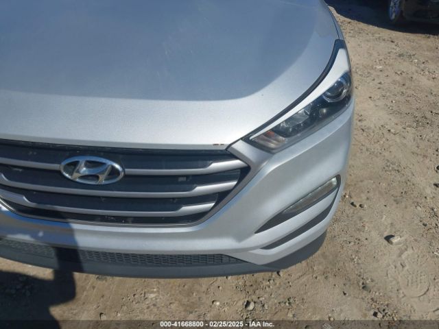 KM8J33A46JU709410 Hyundai TUCSON SEL