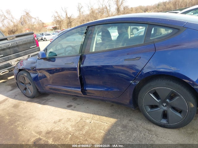 Tesla Model 3 Rear-wheel Drive 2023 5YJ3E1EA1PF655558 Image 19