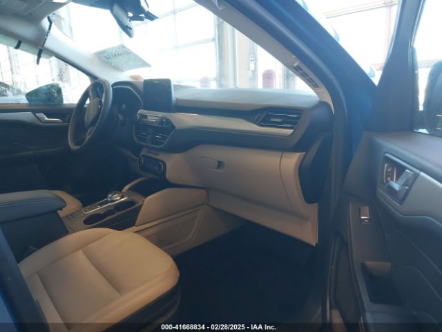 1FMCU9H60MUA56545 Ford ESCAPE SEL