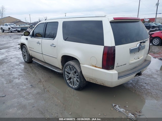 2007 CADILLAC ESCALADE ESV 1GYFK66827R304354 Photo 2