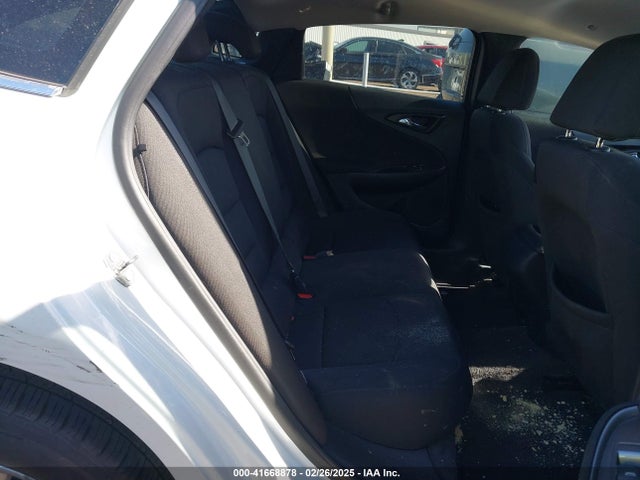 1G1ZB5ST4LF002978 Chevrolet Malibu Fwd Ls