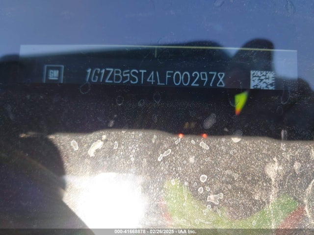 1G1ZB5ST4LF002978 Chevrolet Malibu Fwd Ls
