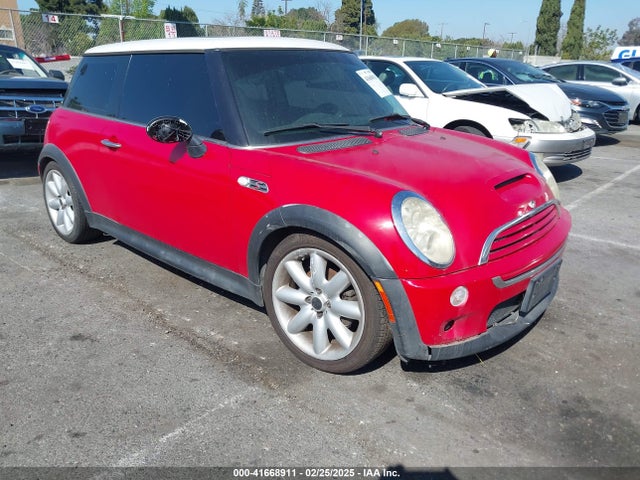 2005 MINI COOPER S WMWRE33405TD92587 Photo 0