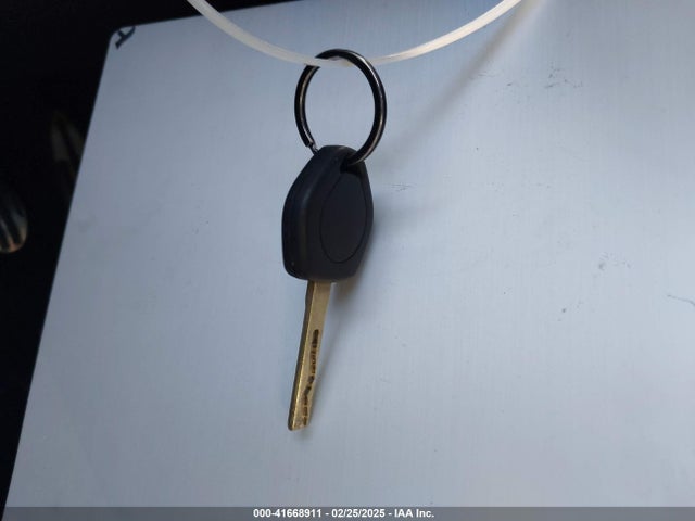 2005 MINI COOPER S WMWRE33405TD92587 Photo 10