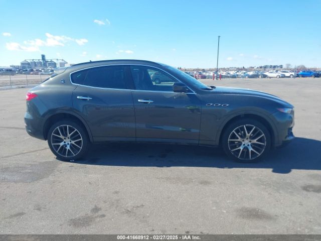 ZN661XUS6HX258925 Maserati Levante