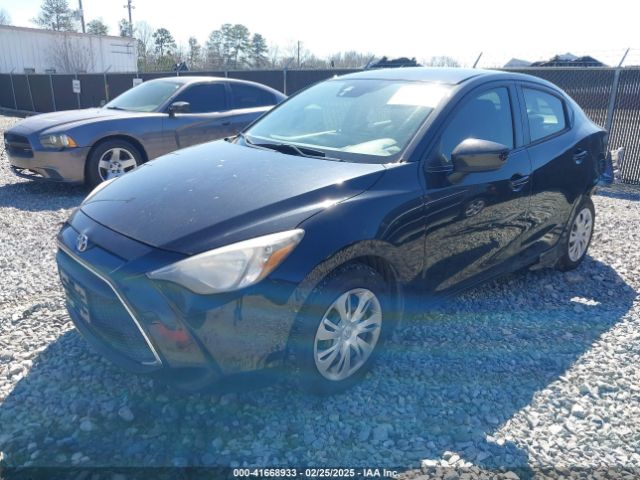 3MYDLBYV4KY500564 Toyota YARIS L