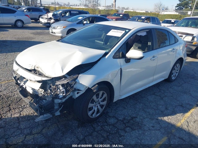 JTDEPRAE4LJ100696 Toyota COROLLA LE