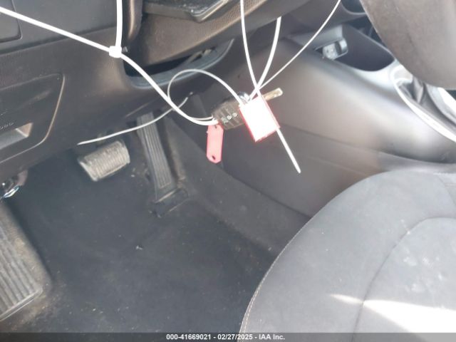 KNDJN2A27H7496063 KIA Soul