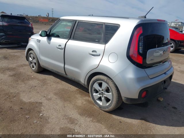 KNDJN2A27H7496063 KIA Soul