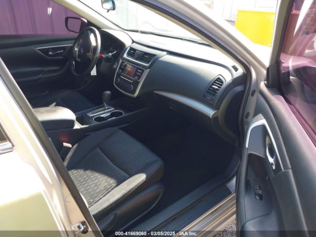 1N4AL3AP1GC232517 Nissan 2016