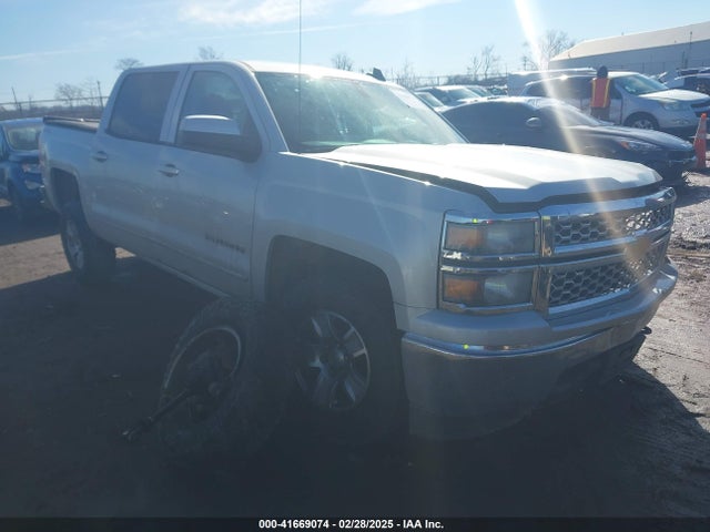 2015 3GCUKREH3FG267507 main image