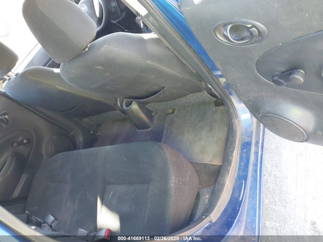 3N1CE2CP8EL418323 Nissan Versa Note S (sr)