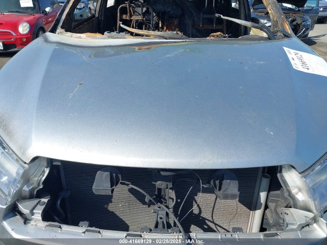 5TDBZRFH5KS916530 Toyota Highlander Le
