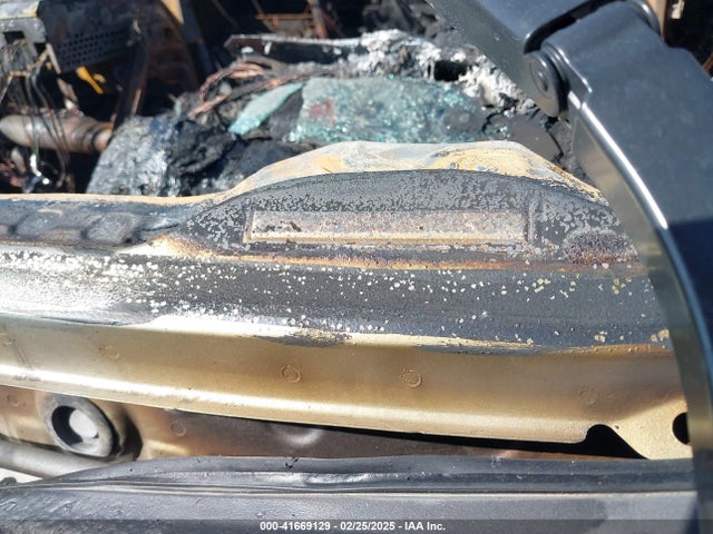 5TDBZRFH5KS916530 Toyota Highlander Le