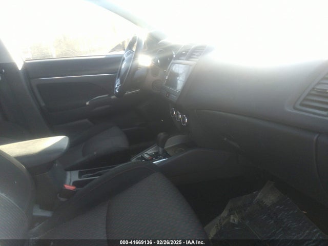JA4AP4AU6KU013978 Mitsubishi Outlander Sport 2.0 Se