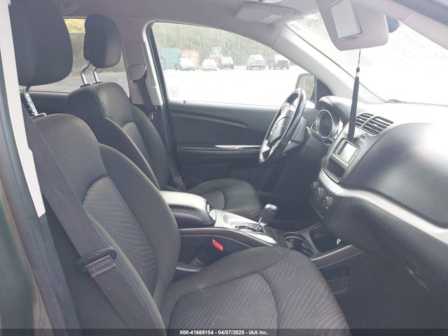 3C4PDCBG1KT701263 Dodge JOURNEY SE