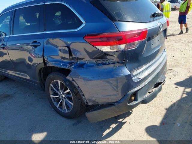 5TDKZRFH2HS526283 Toyota Highlander Xle