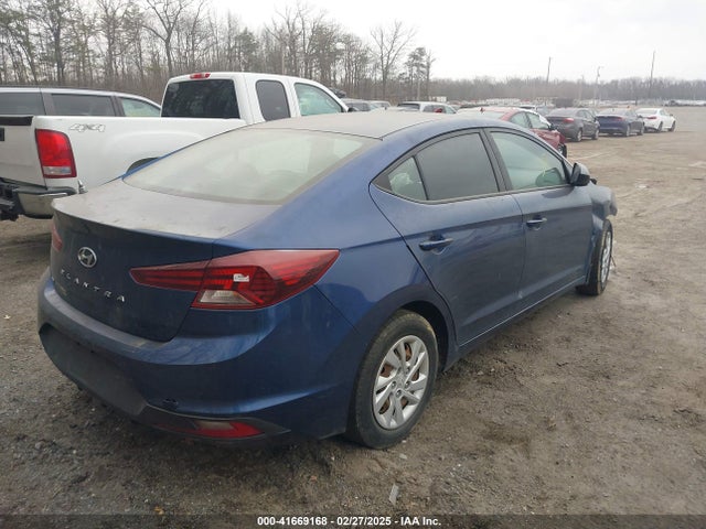 Hyundai ELANTRA SE 2019 5NPD74LF5KH427619 Image 4